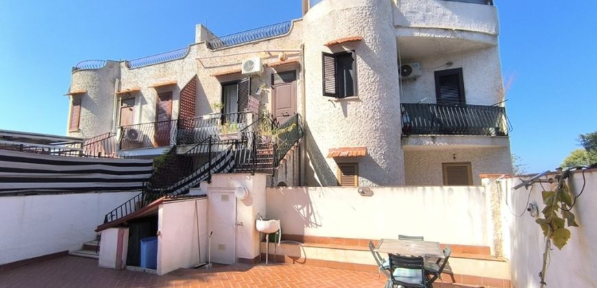 Porzione di villa in vendita – su tre livelli – Altavilla Milicia