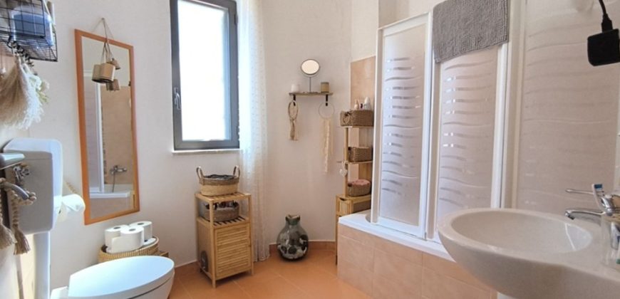 Porzione di villa in vendita – su tre livelli – Altavilla Milicia
