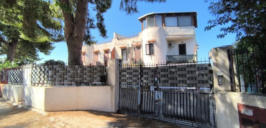 Porzione di villa in vendita – su tre livelli – Altavilla Milicia