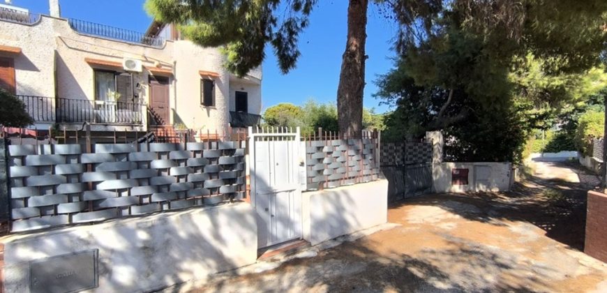 Porzione di villa in vendita – su tre livelli – Altavilla Milicia