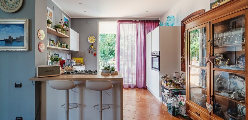 Villa in vendita – tre livelli – Zona Mondello