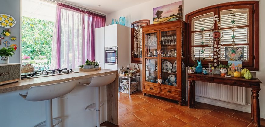 Villa in vendita – tre livelli – Zona Mondello