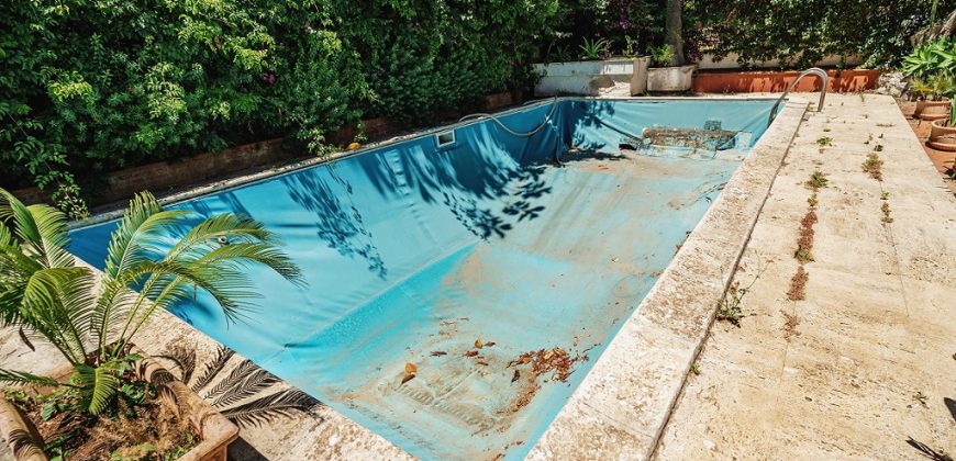 Villa in vendita – tre livelli – Zona Mondello