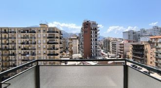 Appartamento in vendita – Quadrilocale – Via Giraldi – zona Romagnolo – Palermo