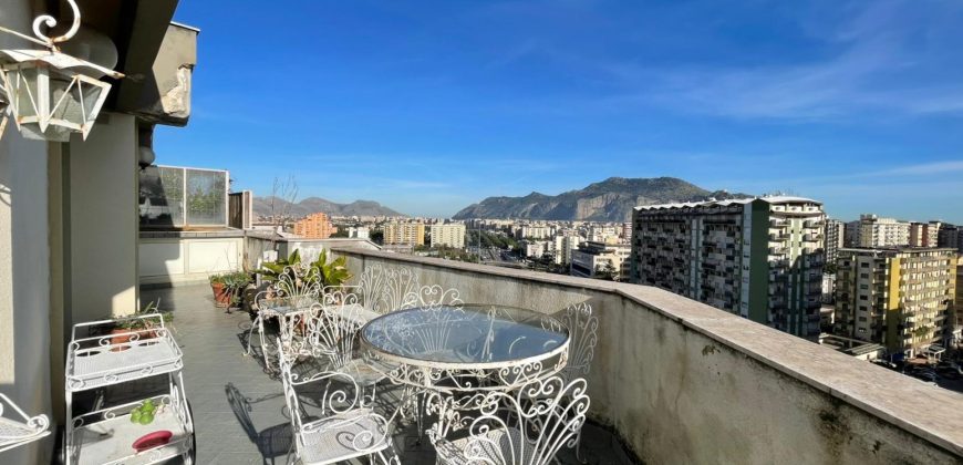Appartamento in vendita – Attico- Viale Regione Siciliana Nord Ovest – zona Uditore – Palermo
