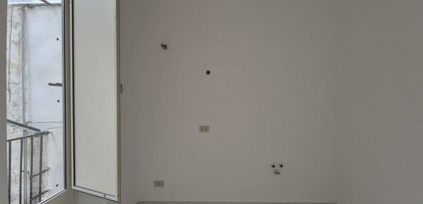 Appartamento in locazione – Trilocale – Via Dei Crociferi – zona Noce – Palermo