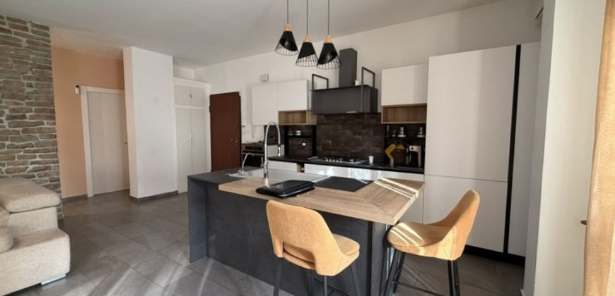 Appartamento in vendita – Trilocale – Via Troina – zona Falsomiele – Palermo
