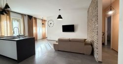 Appartamento in vendita – Trilocale – Via Troina – zona Falsomiele – Palermo