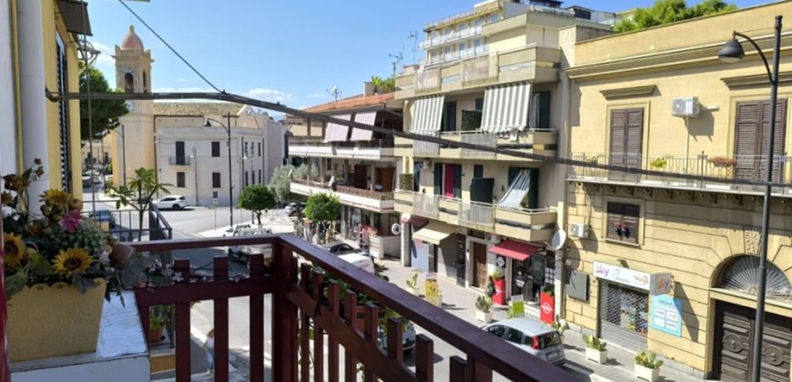 Palazzina in vendita – Tre Livelli – Corso Umberto I – Ficarazzi